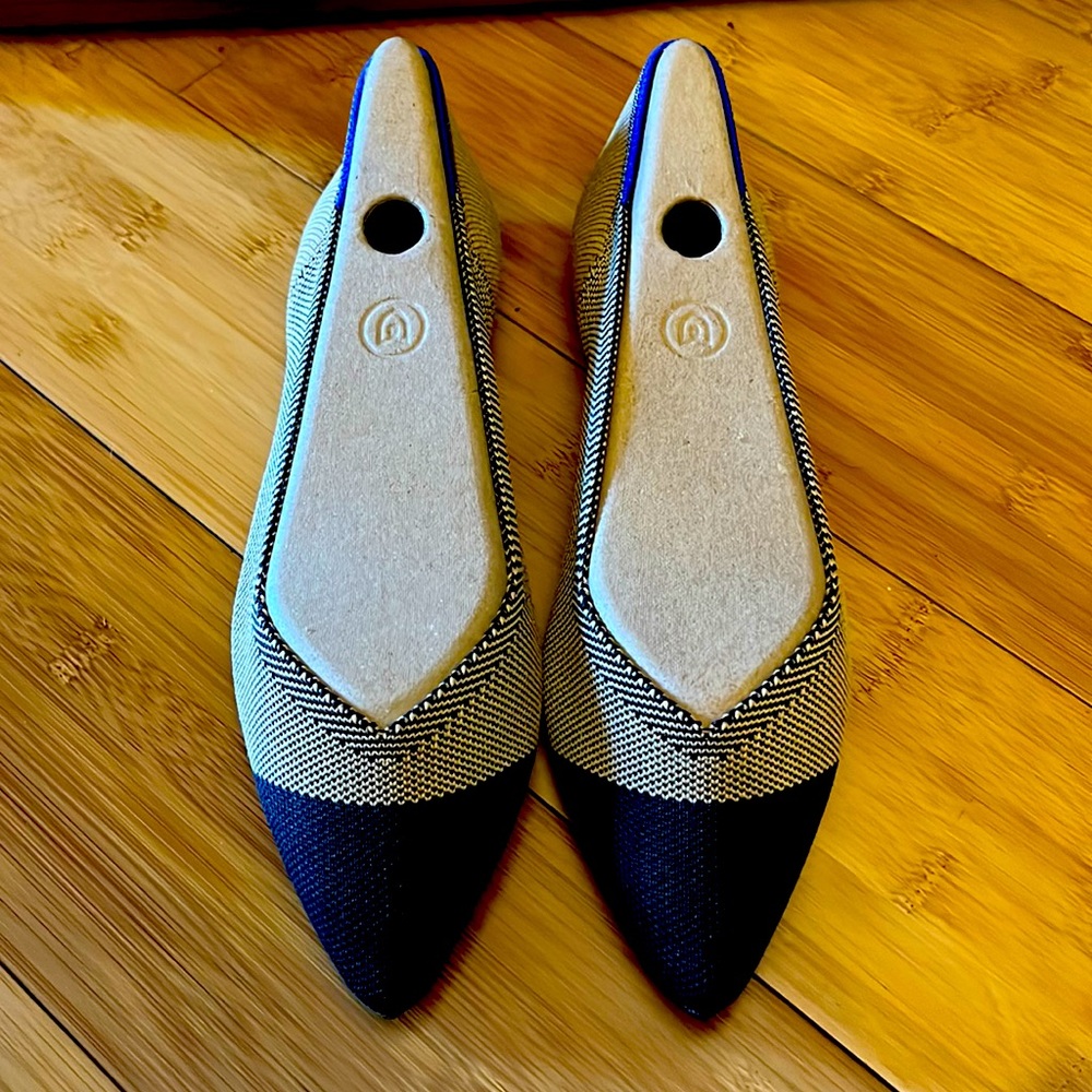 Rothy’s Dune Captoe Points - Size 9 GUC